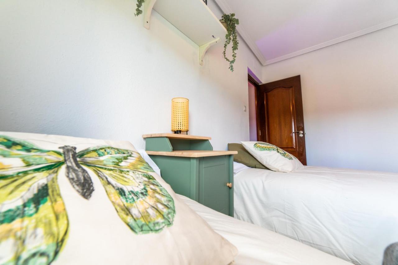 Casa Lopez Bed & Breakfast Aviles Exterior photo