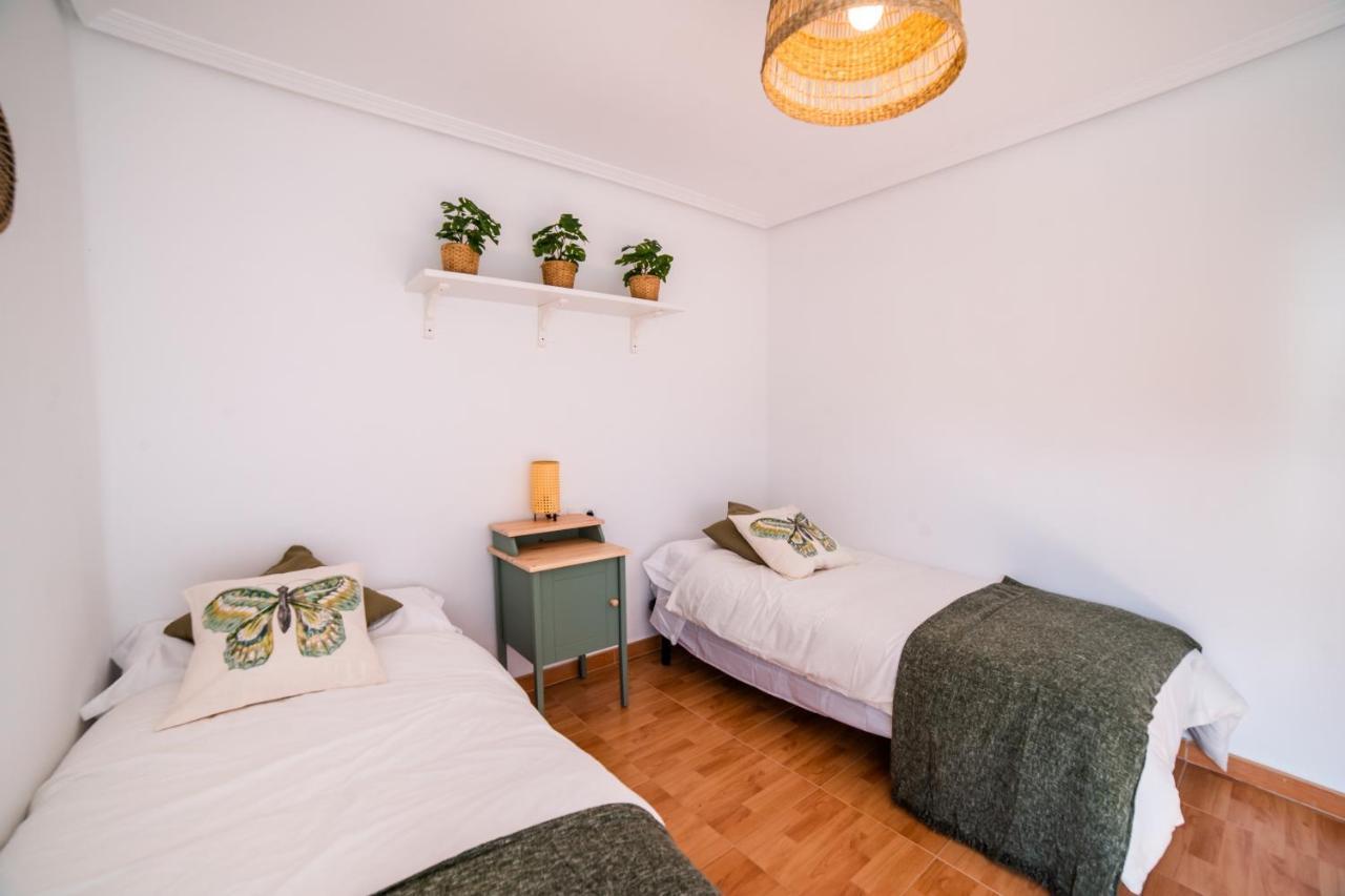 Casa Lopez Bed & Breakfast Aviles Exterior photo